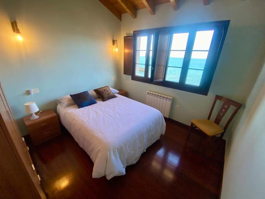 El Balcon Del Escanu Lastres Eksteriør billede